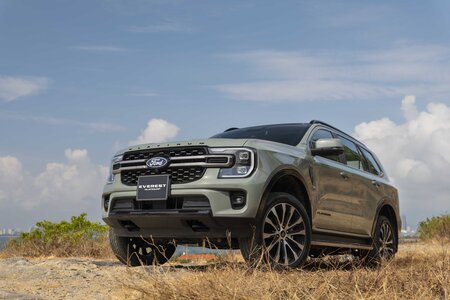FORD EVEREST PLATINUM 4X2 MÁY DẦU CÓ TIẾT KIỆM KHÔNG? CHI PHÍ SỬ DỤNG THỰC TẾ