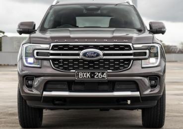 Ford Everest Platinum sắp ra mắt tại Việt Nam, giá dự kiến 1,7 tỷ đồng