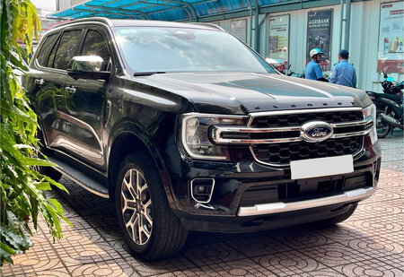 Ford Everest Titanium 2025 Cũ – ODO 5.800km, Xe Cá Nhân mua ford everest cũ tại Hồ Chí Minh