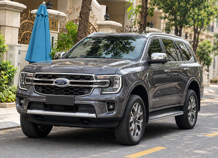 FORD EVEREST TITANIUM 4x2 – XE CÁ NHÂN, ODO 57.600 KM Bán xe