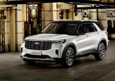 Ford Explorer 2024 nâng cấp và hoàn thiện với vẻ ngoài sang trọng và vận hành êm ái