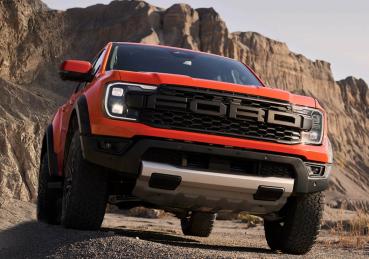 Ford Ranger Raptor 2023: Ngoại hình siêu chất - Vận hành siêu đỉnh