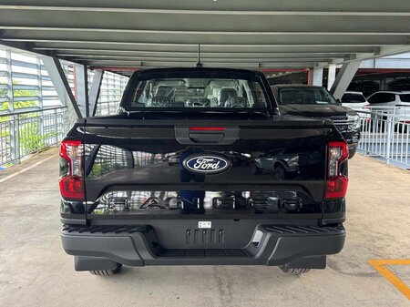 So Sánh Ford Ranger XLS 2026 Và Thế Hệ Cũ: Có Đáng Để Nâng Cấp Với Cùng Mức Giá?